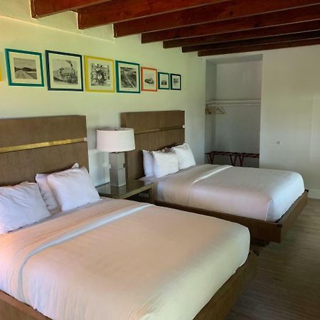 Sunset Inn اسلامورادا المظهر الخارجي الصورة