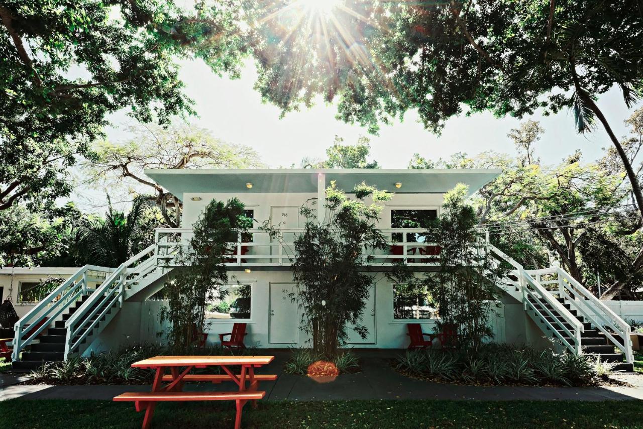Sunset Inn اسلامورادا المظهر الخارجي الصورة